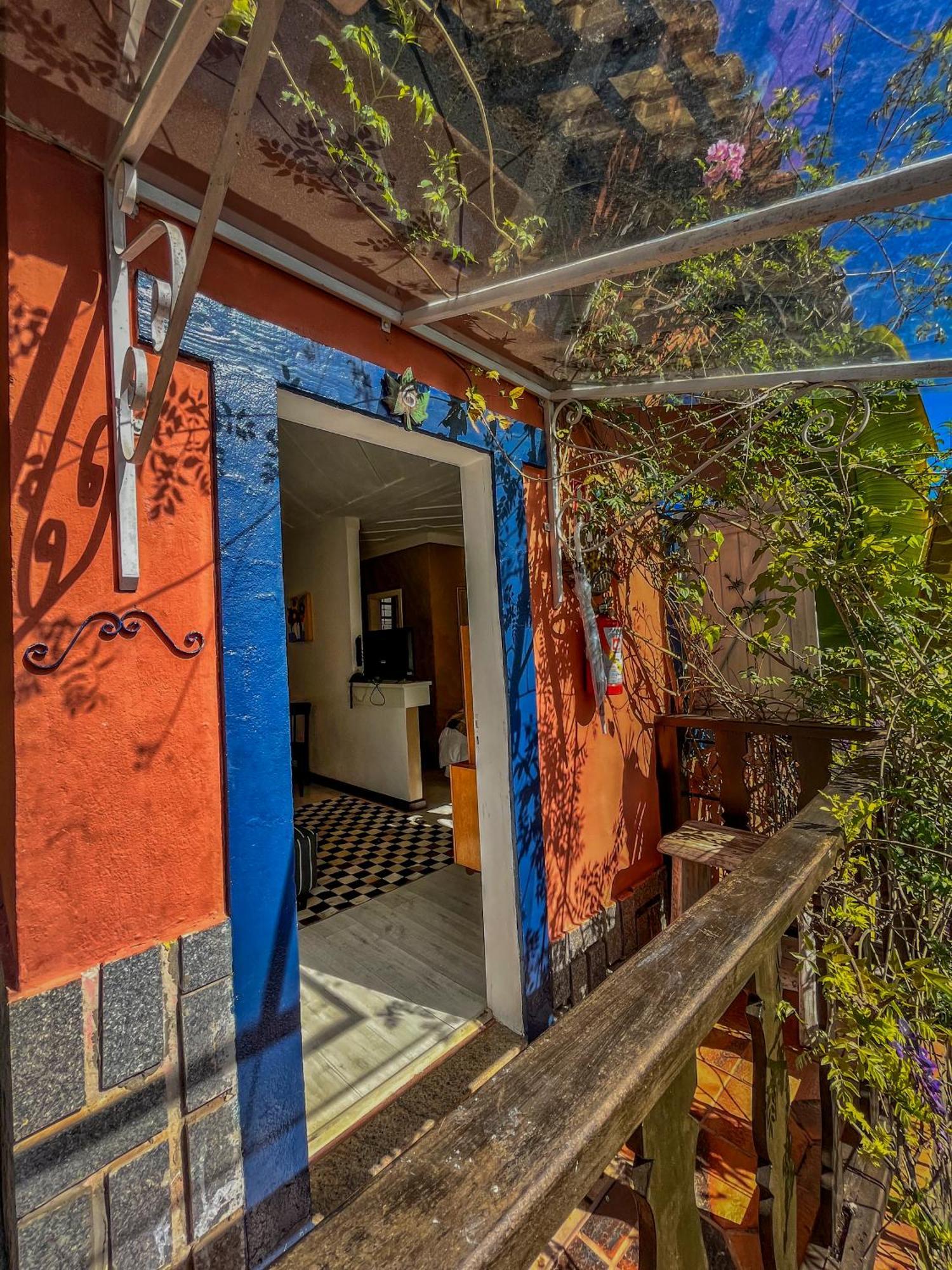 Pousada Villa 3 Lagos Санту-Антониу-ду-Пиньял Экстерьер фото